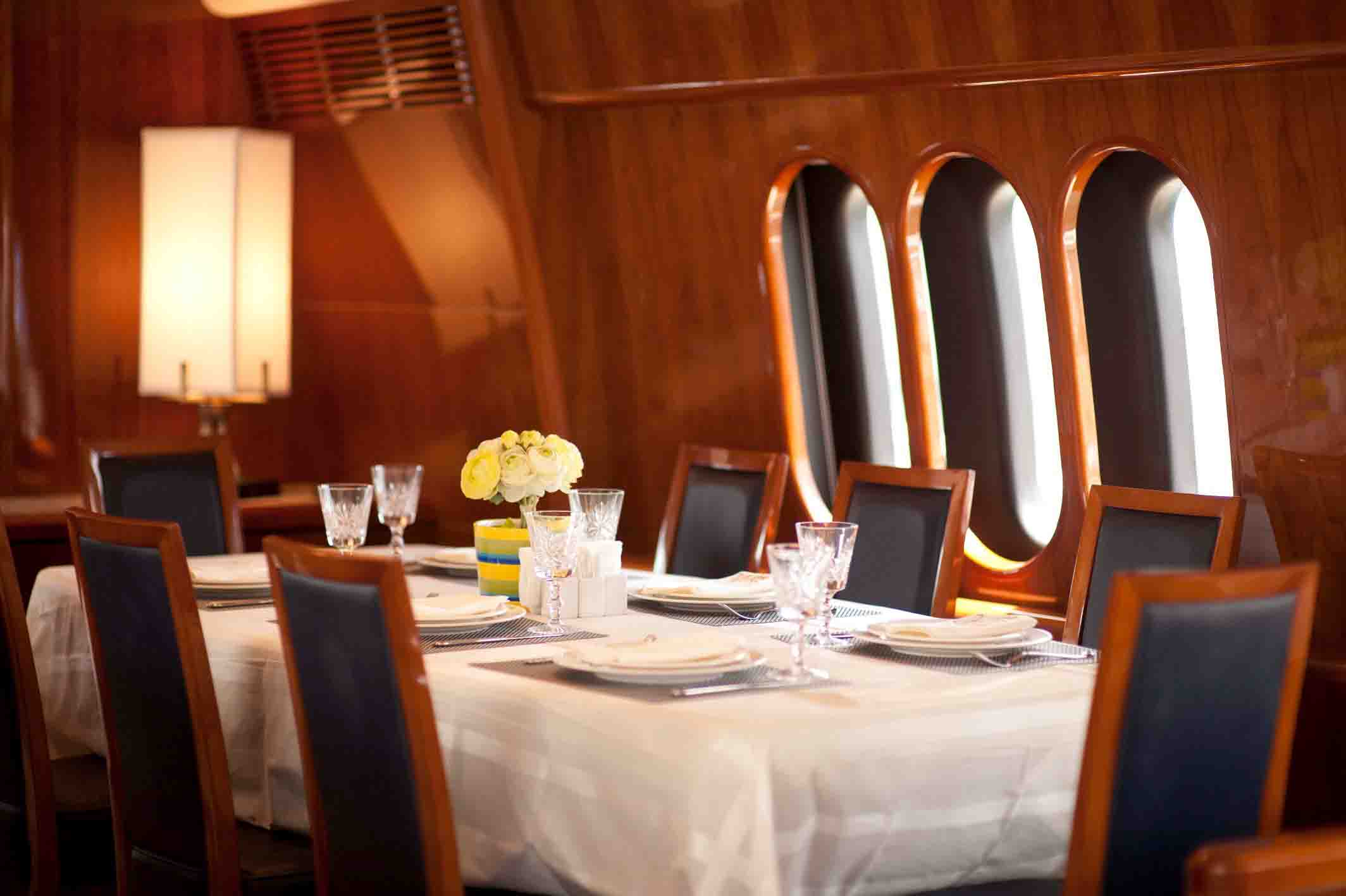 LADY H YACHT 4